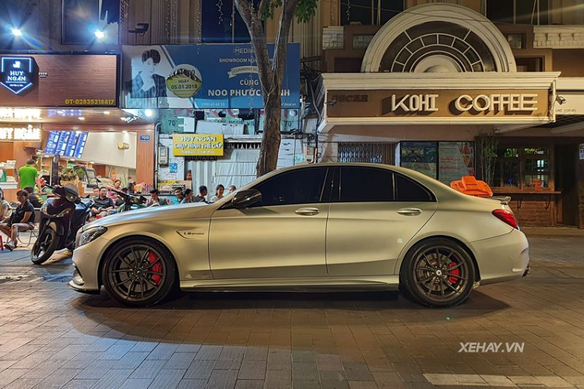 Mercedes-AMG C63 S Edition 1 doc nhat Viet Nam rao ban 4 ty-Hinh-7