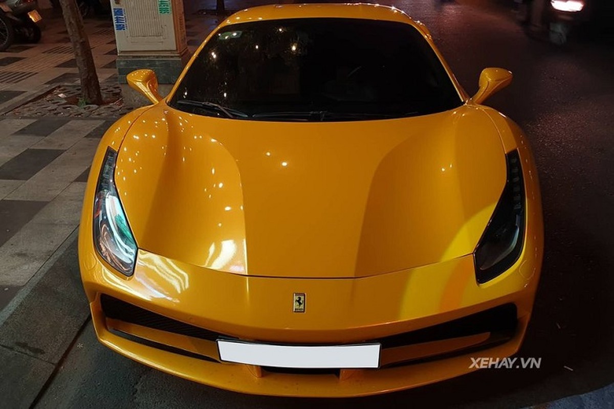 Ferrari 488 GTB hon 15 ty tung 