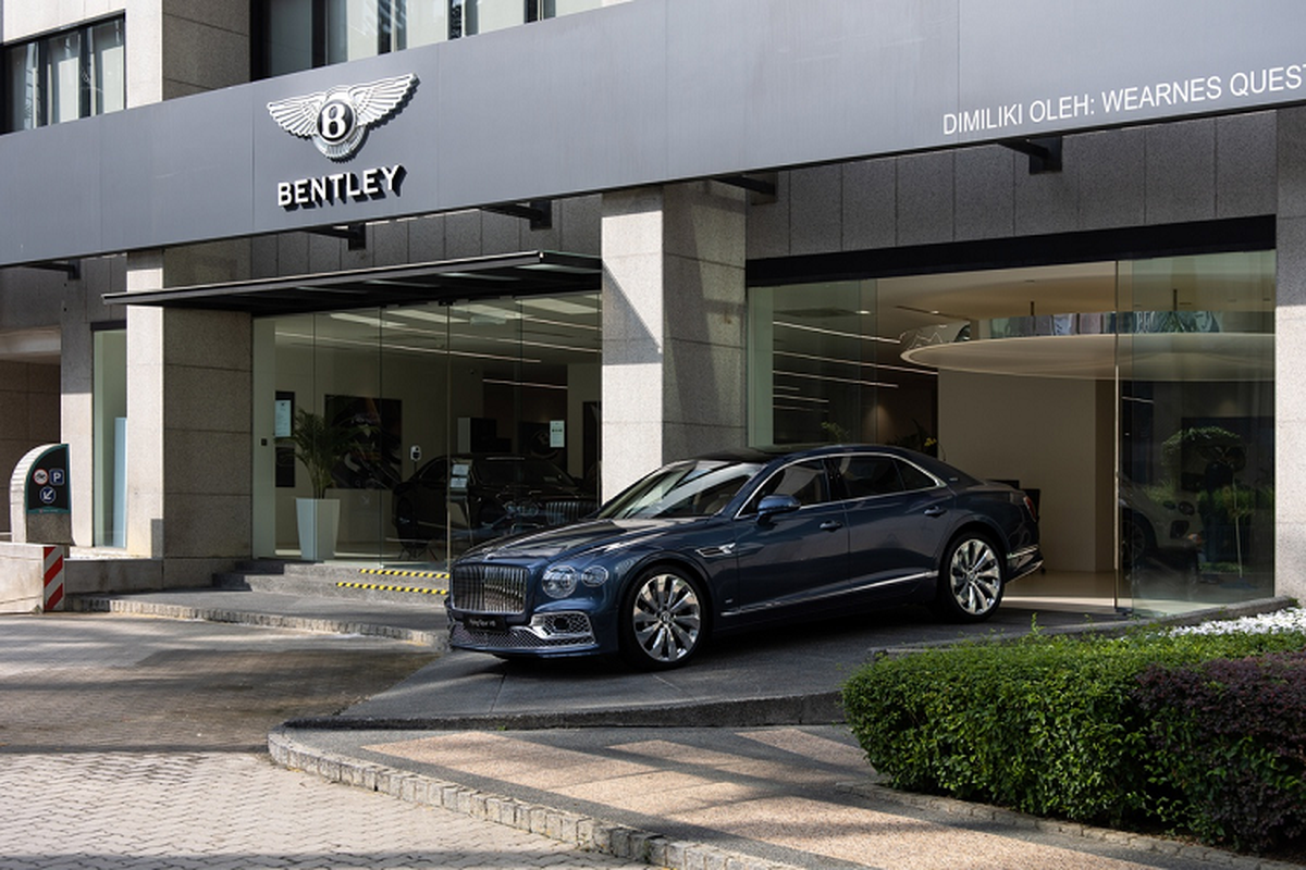 Bentley Flying Spur V8 tu 4,68 ty dong tai Malaysia, sap ve VN-Hinh-8