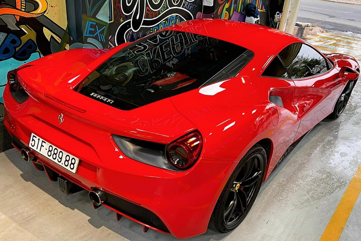 Ferrari 488 GTB cua Tuan Hung Nam tien tim chu, ban 13 ty dong