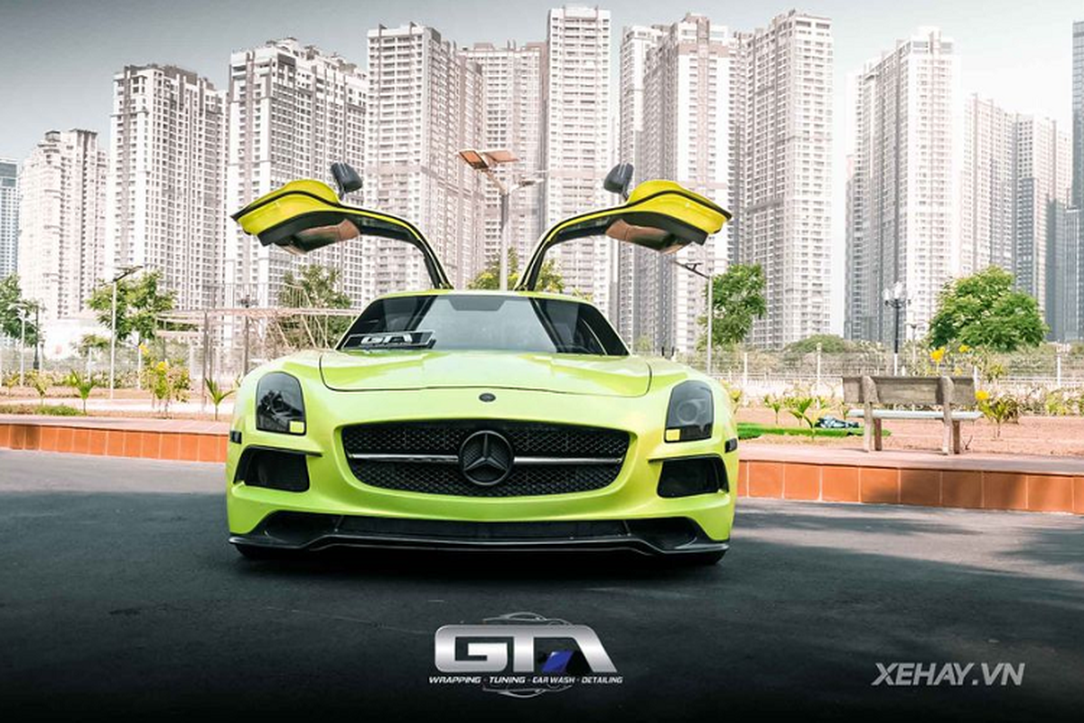 Mercedes-AMG SLS hon 12 ty 