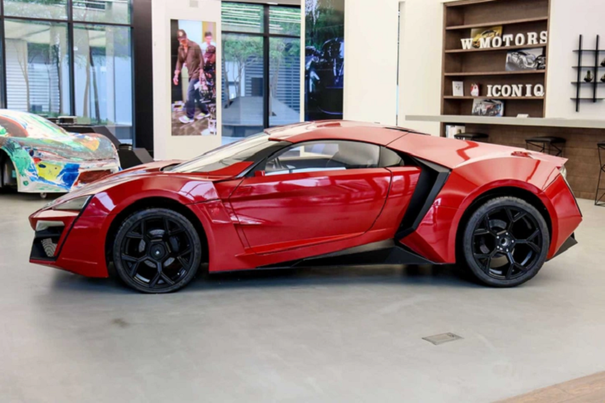 Dau gia Lykan HyperSport  3,4 trieu USD cua 