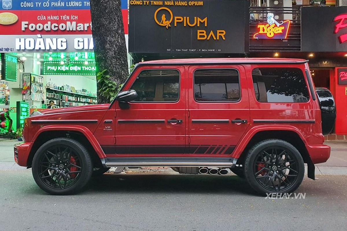 Mercedes-AMG G63 do ong xa dat ngang 2 xe Honda SH o Sai Gon-Hinh-6