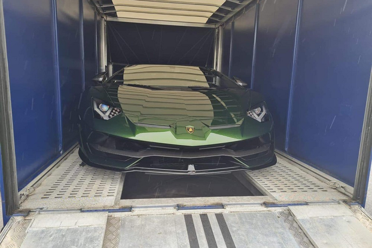 Lamborghini Aventador SVJ Coupe sap ve nuoc voi mau son sieu doc-Hinh-3