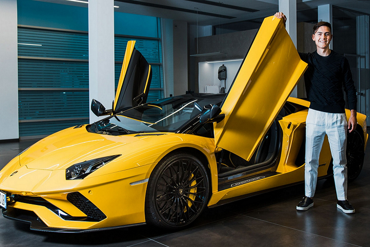 Chi tiet sieu xe Lamborghini Aventador S Roadster cua Paulo Dybala-Hinh-2