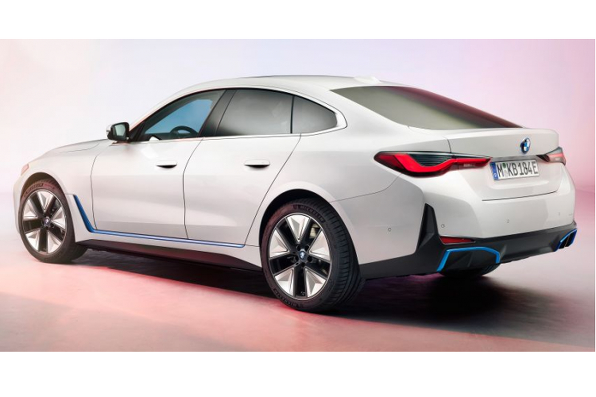 BMW i4 hoan toan moi sap mo ban tai Malaysia, co ve Viet Nam?-Hinh-6