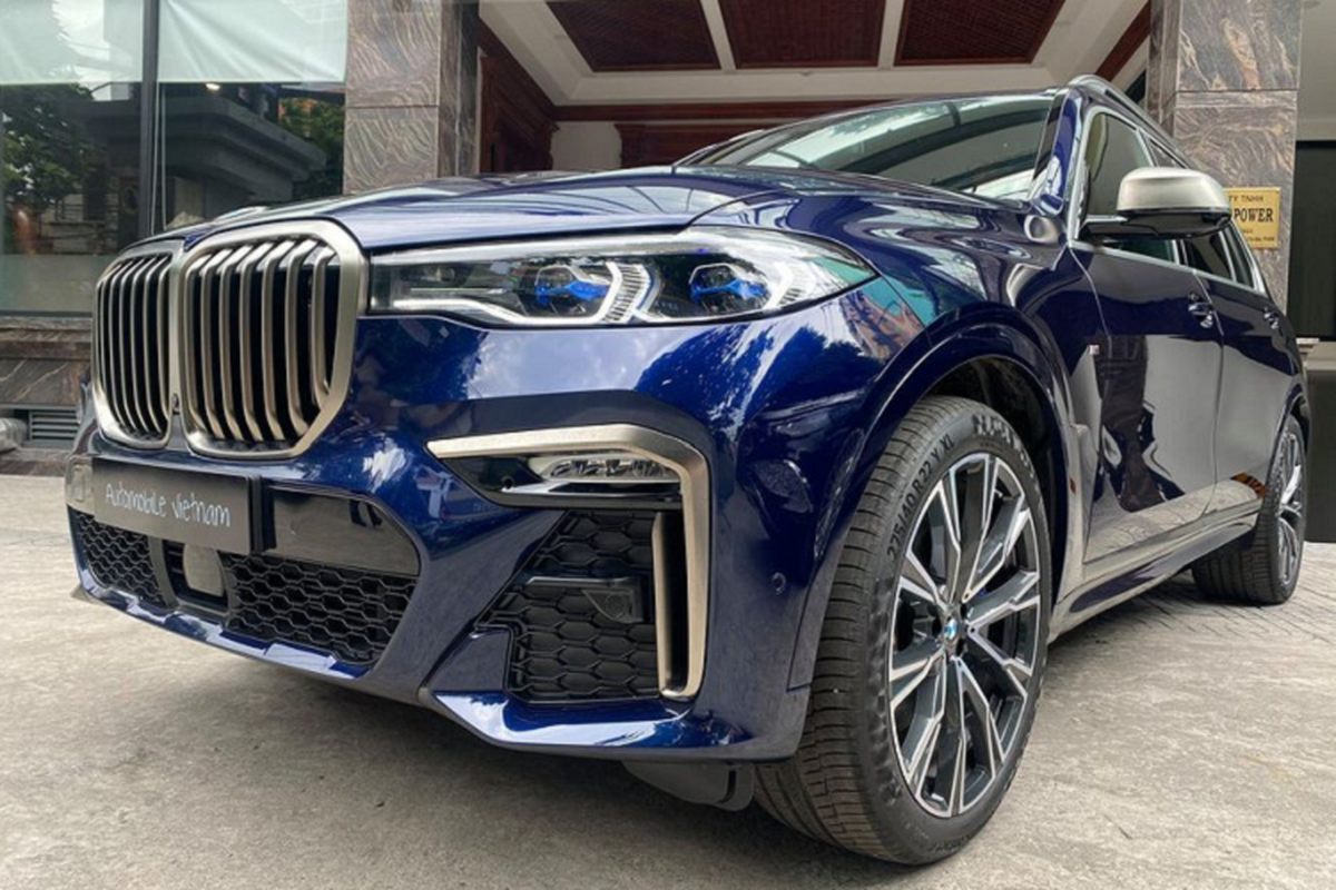 BMW X7 option “full tan noc” ve Viet Nam, dat ngang Lexus LX 570-Hinh-2