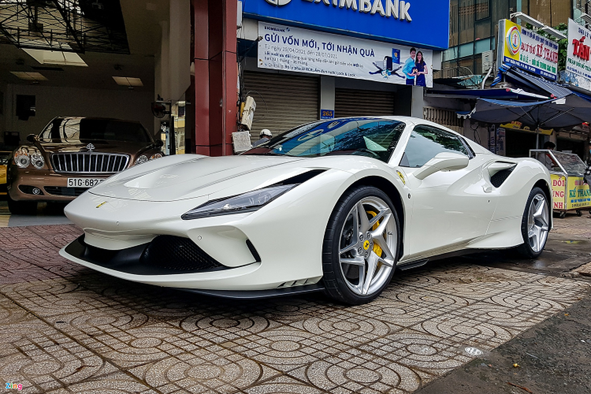 Ferrari F8 Spider hon 20 ty mau son dac biet tai Viet Nam-Hinh-13