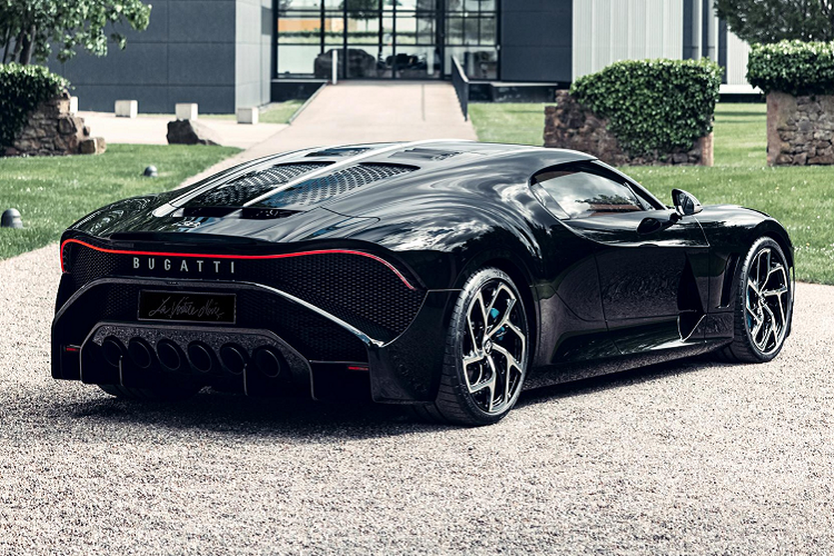 Bugatti La Voiture Noire hon 437 ty dong sap den tay chu so huu-Hinh-3