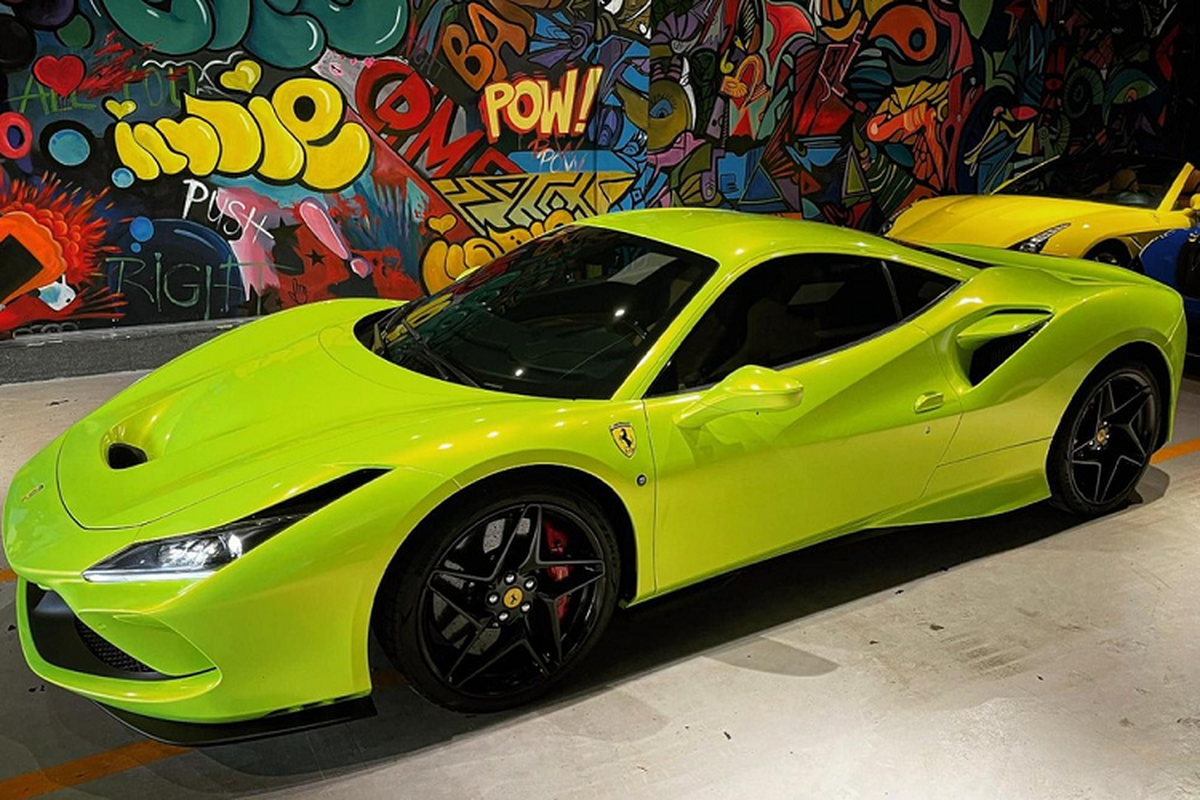 Can canh Ferrari F8 Tributo 