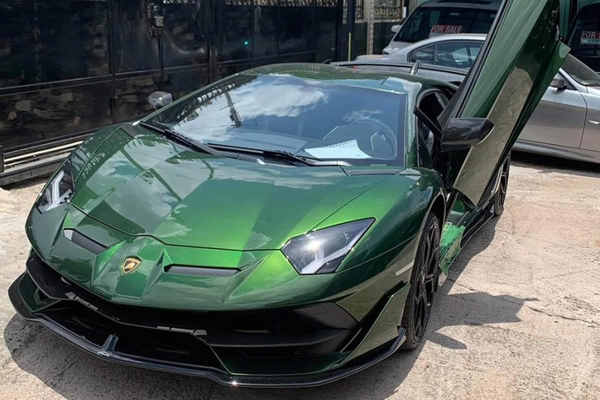 Dai gia lan dot bien Cu Chi tau Lamborghini Aventador SVJ 