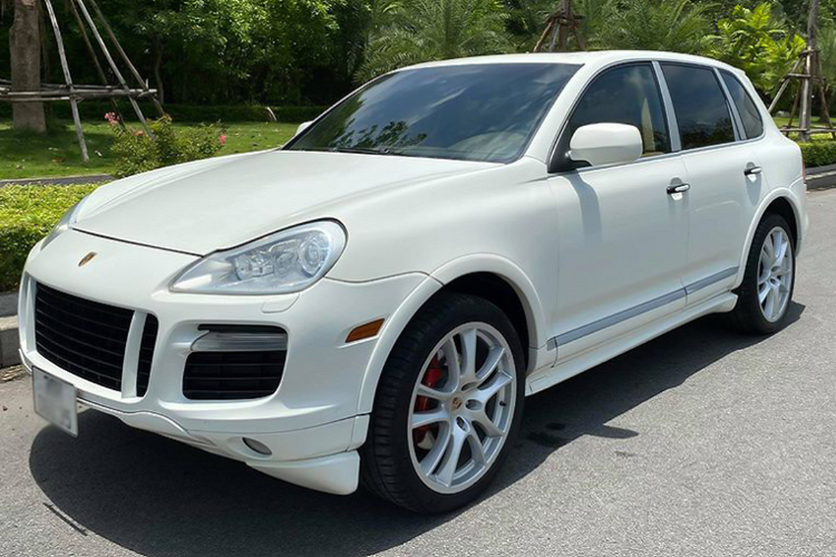 Co nen mua Porsche Cayenne chay 13 nam, ban 868 trieu o Sai Gon?