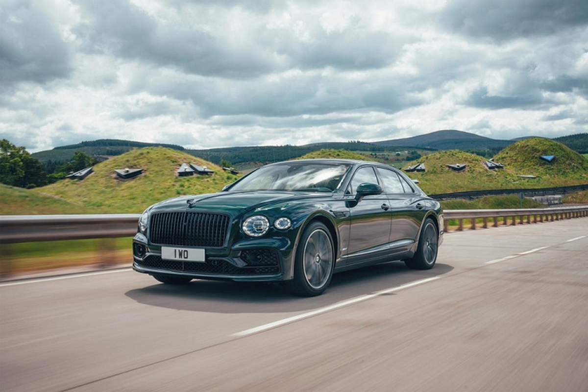 Ra mat Bentley Flying Spur 2022 sieu sang tiet kiem nhien lieu