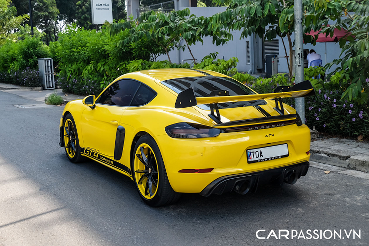 Dai gia Tay Ninh chi gan 800 trieu dong do Porsche 718 Cayman-Hinh-12