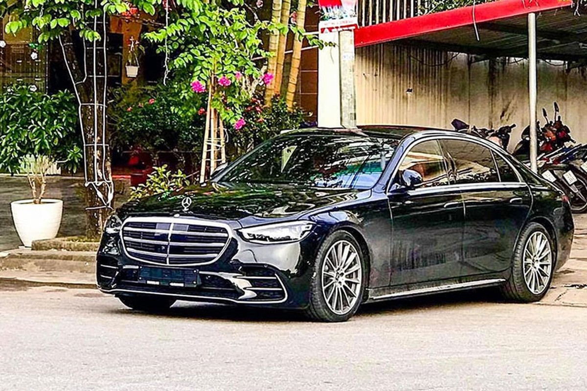 Mercedes-Benz S500 2021 hang sang dau tien 