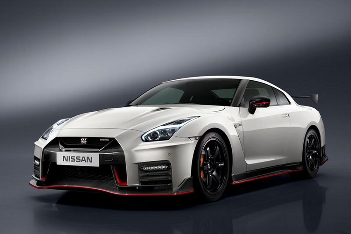 Nissan GT-R 2022 se duoc dai tu toan bo noi, ngoai that