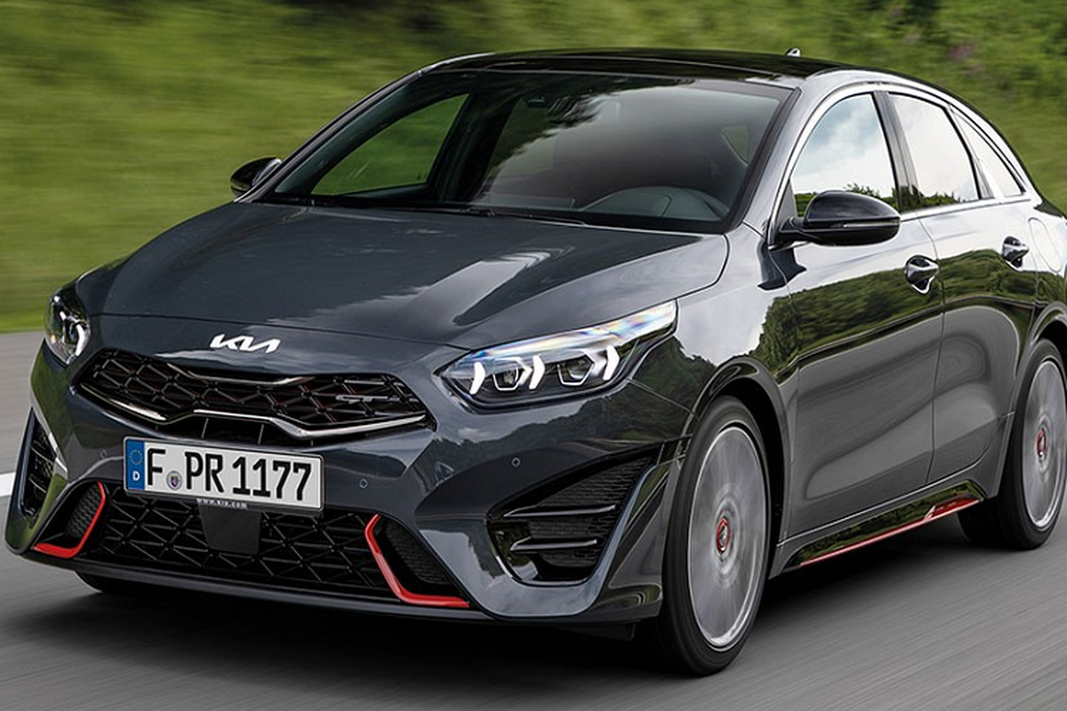 Kia Ceed 2022 trinh lang, 