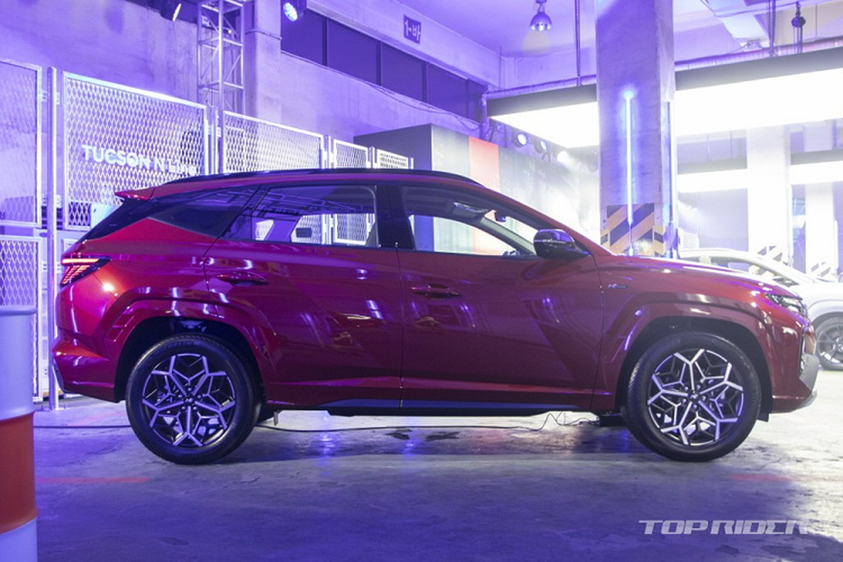 Hyundai Tucson N Line “bang xuong, bang thit” tu 606 trieu dong-Hinh-9