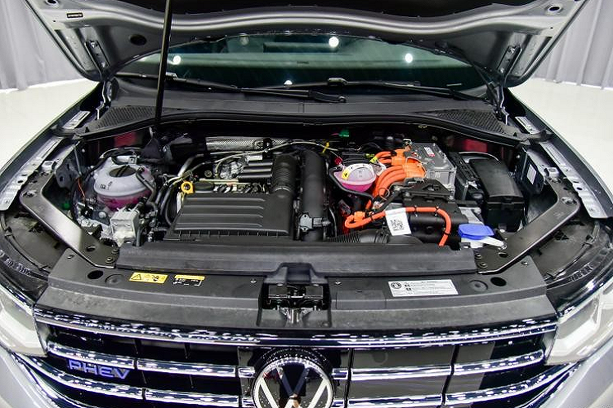 Volkswagen Tiguan L co gi de 