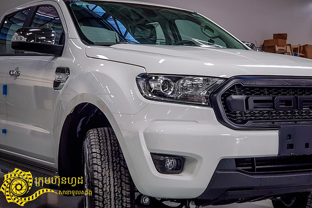 Ford Ranger XLT 3.2L cap ben Campuchia, dan choi Viet 