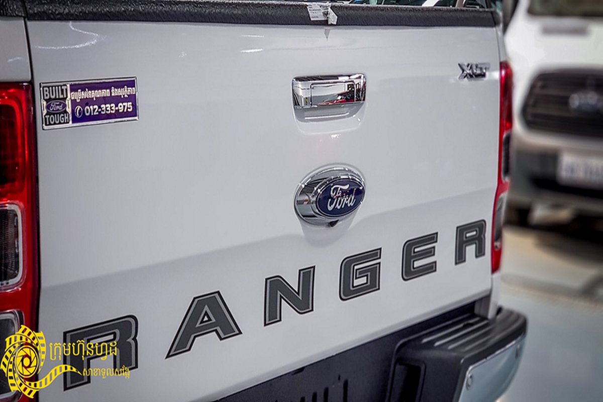 Ford Ranger XLT 3.2L cap ben Campuchia, dan choi Viet 