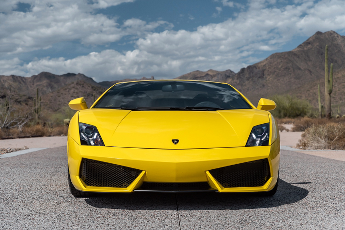 Sieu xe Lamborghini Gallardo so san 240.000 USD, dat hon Huracan-Hinh-2