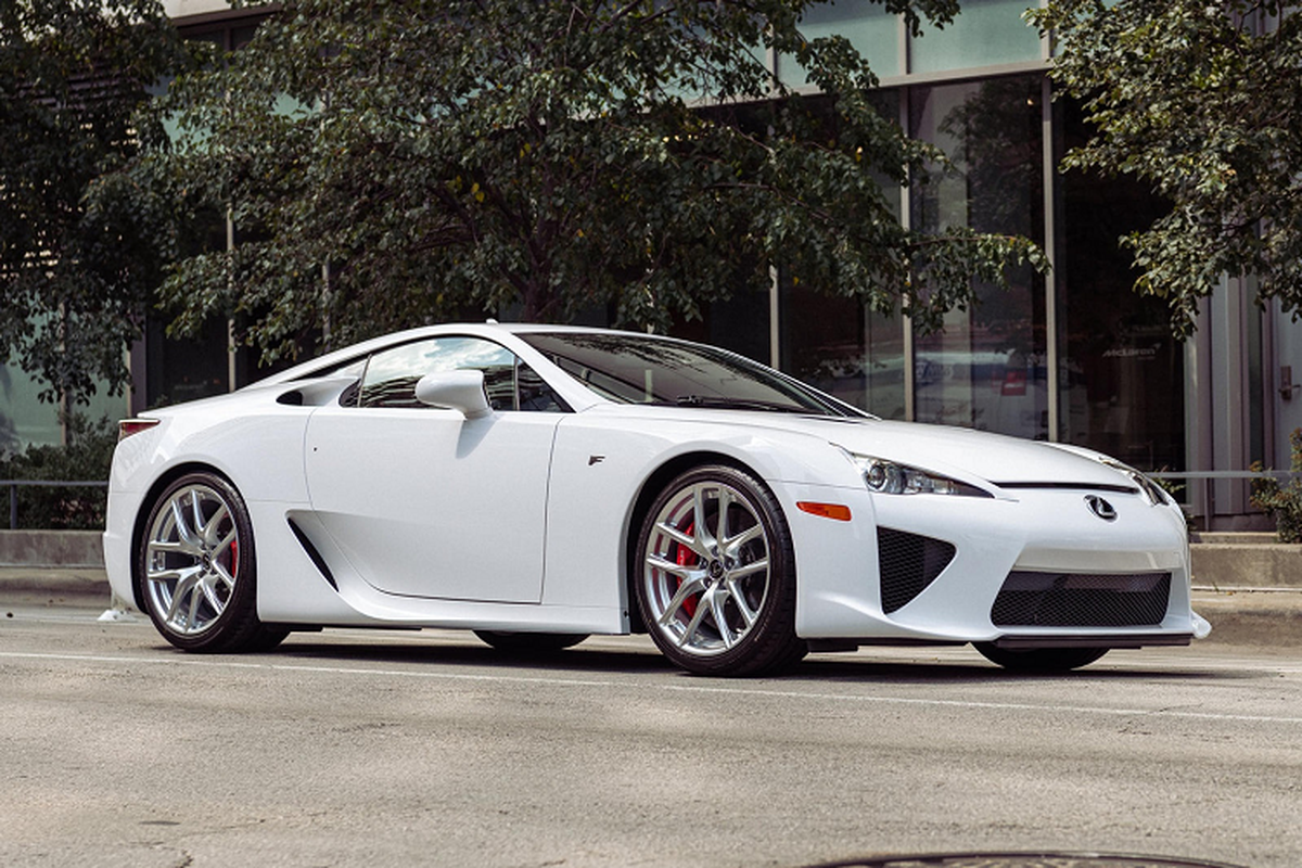 Lexus LFA doi 2012 