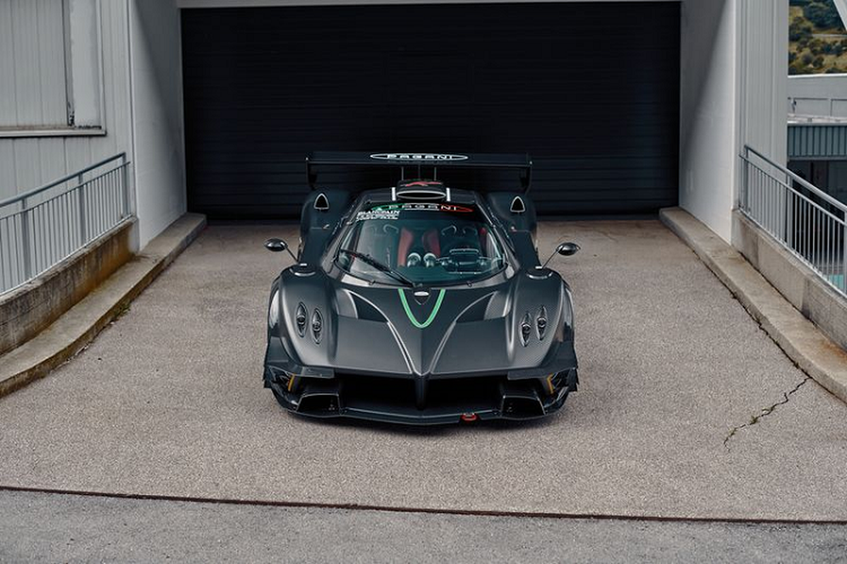 Kham pha Pagani Zonda R Evolution 