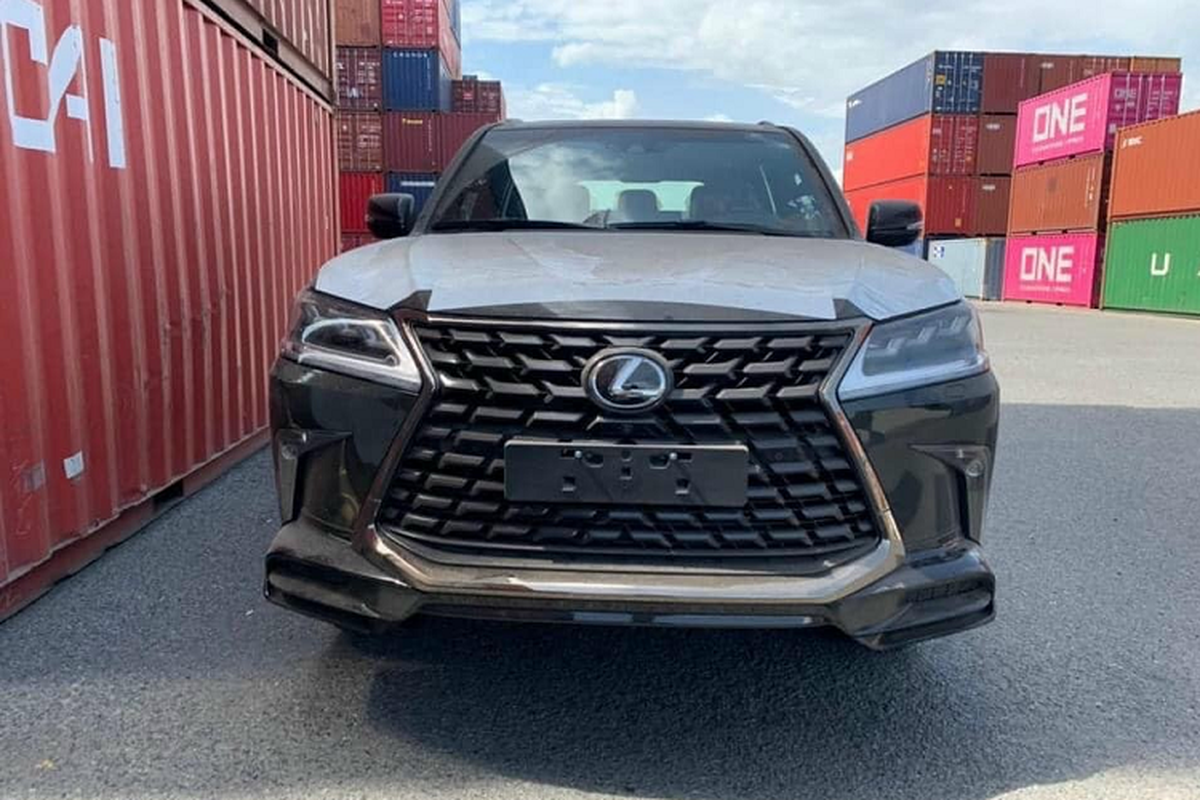 “Dap thung” Lexus LX570 Black Edition 2021 gan 10 ty ve Viet Nam-Hinh-2