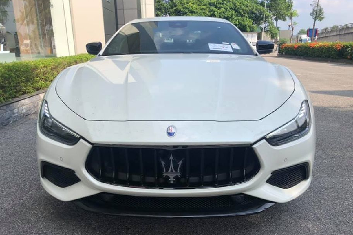 Maserati Ghibli GranSport 2021 dau tien ve Viet Nam tai Ha Noi-Hinh-7