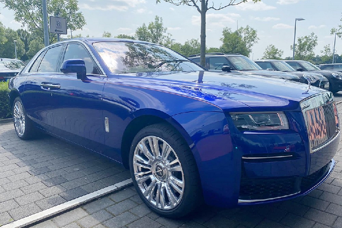 Rolls-Royce Ghost 2021 noi that Hermes sang chanh sap ve Viet Nam?-Hinh-2