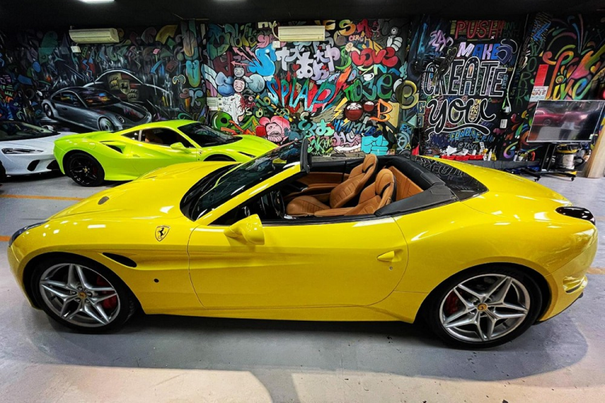 Zoom tung chi tiet Ferrari California T ve tay dai gia Sai Gon-Hinh-4