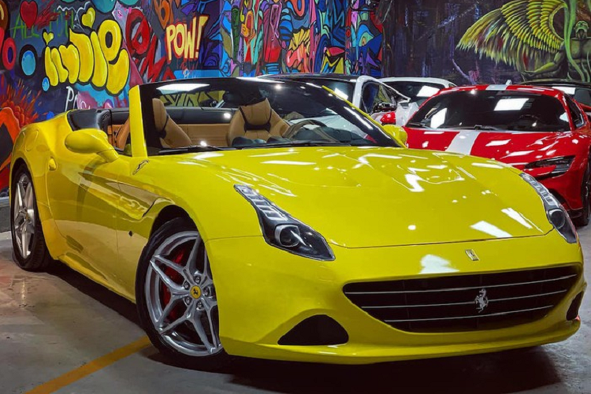 Zoom tung chi tiet Ferrari California T ve tay dai gia Sai Gon-Hinh-6