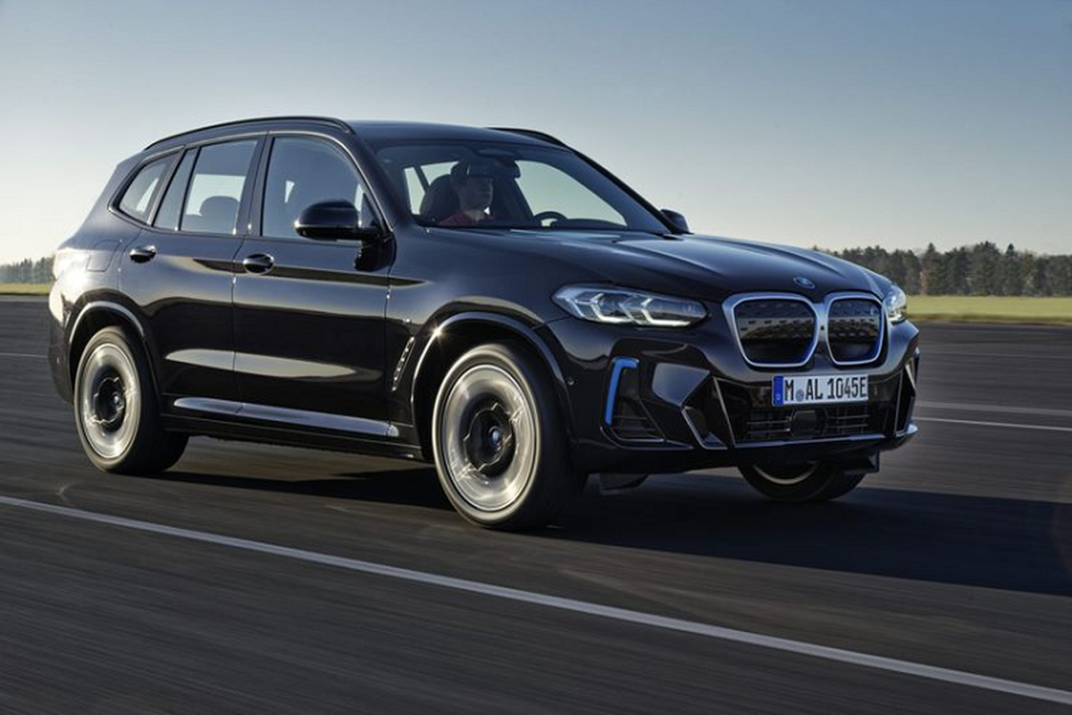 BMW iX3 2021 - SUV dien chay 460 km/mot lan sac den Mlaysia