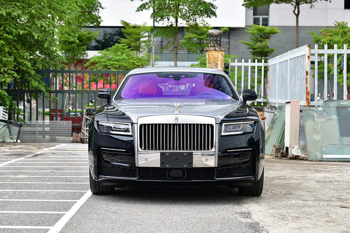 Chi tiet Rolls-Royce Ghost 2021 hon 40 ty thu 2 ve Viet Nam