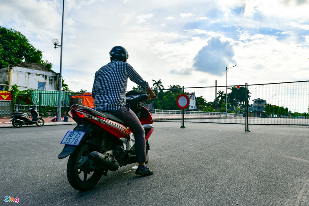 30 chot chan cung ngan nguoi dan vao vung dich o Ha Noi-Hinh-3