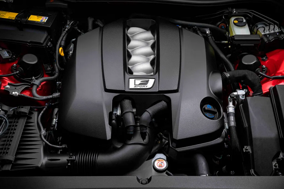 Lexus IS 500 F Sport Performance tu 1,28 ty dong, re hon BMW M3-Hinh-3