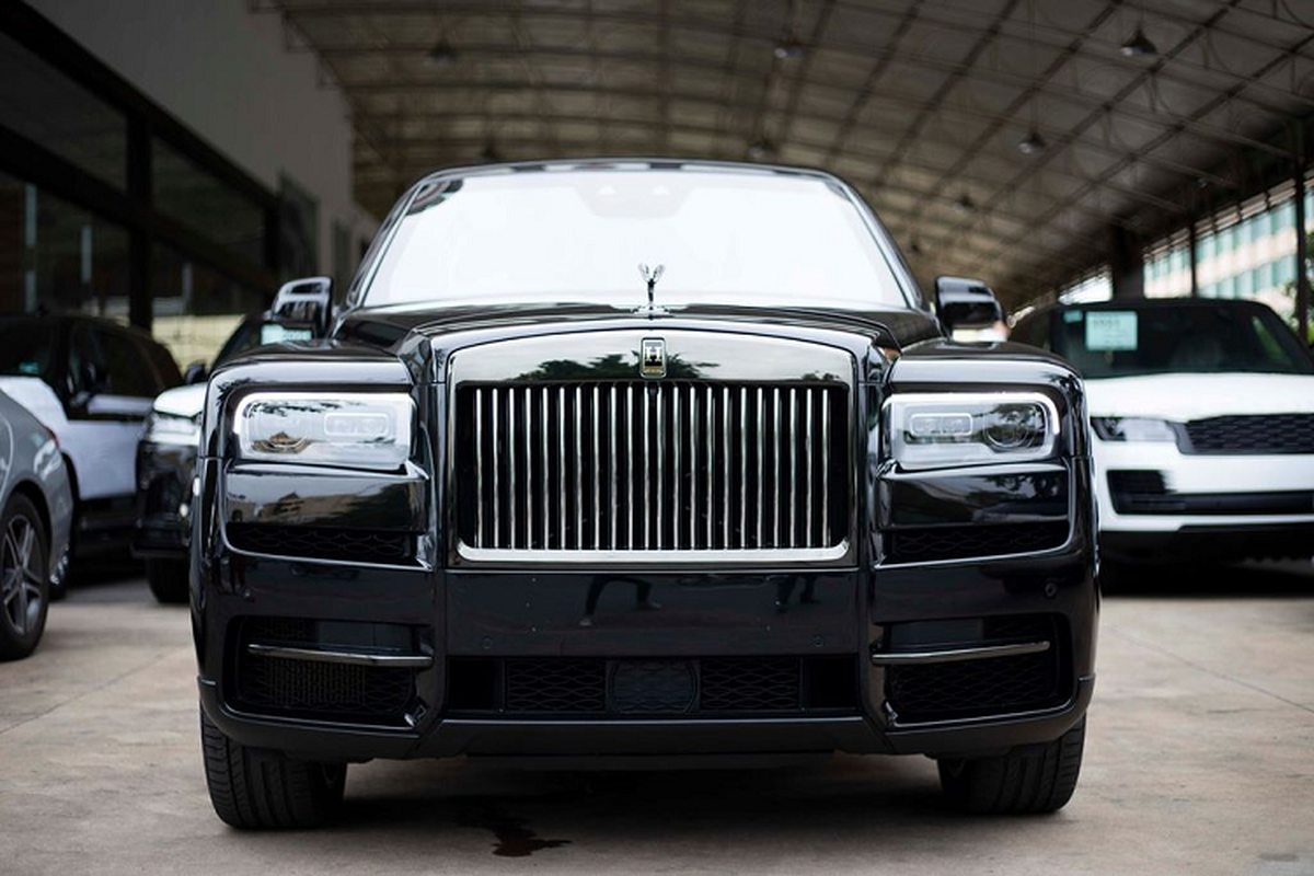 Rolls-Royce Cullinan chong dan ve Campuchia, dai gia Viet co 