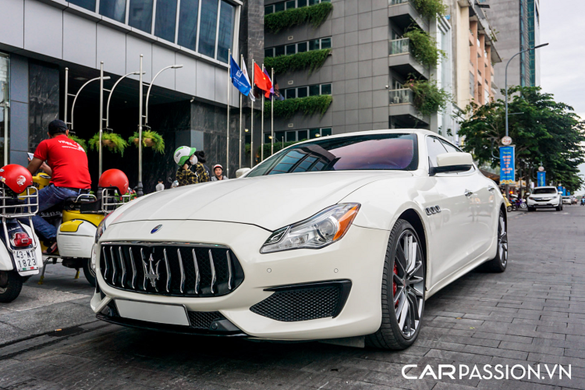 Can canh Maserati Quattroporte GTS hon 12 ty o Sai Gon-Hinh-12