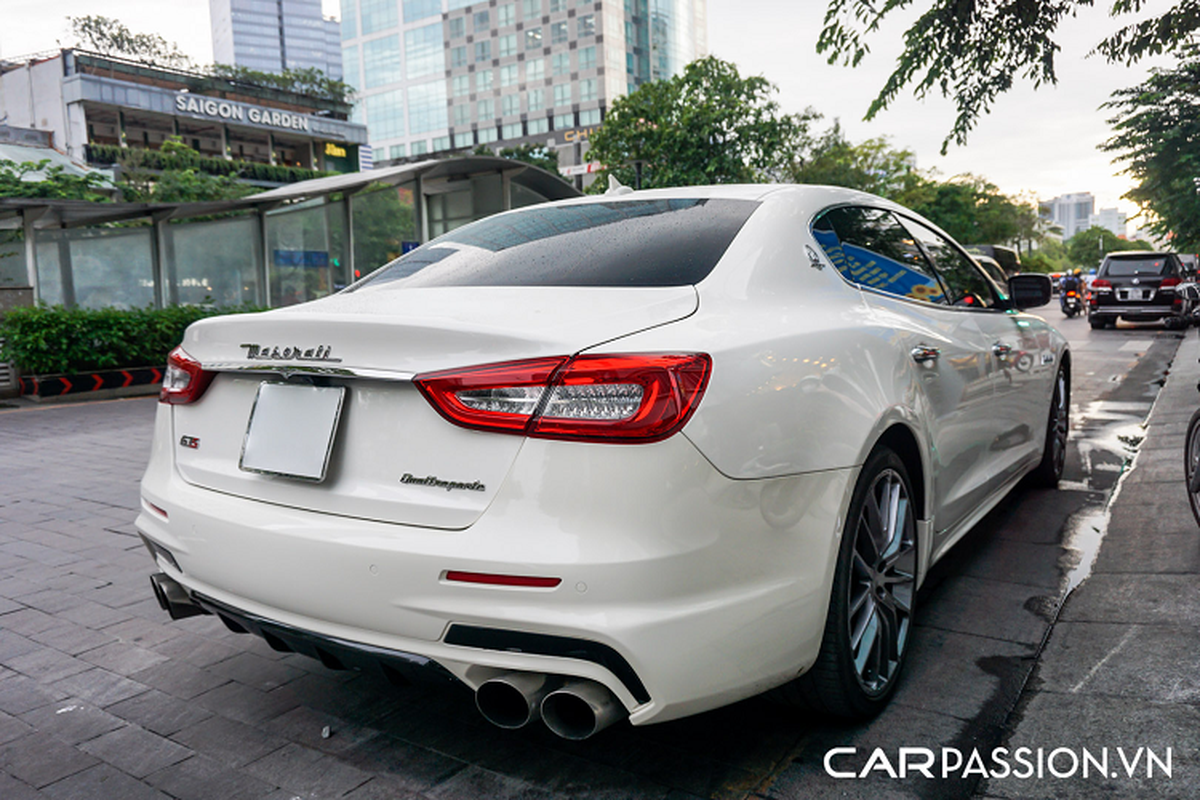 Can canh Maserati Quattroporte GTS hon 12 ty o Sai Gon-Hinh-13