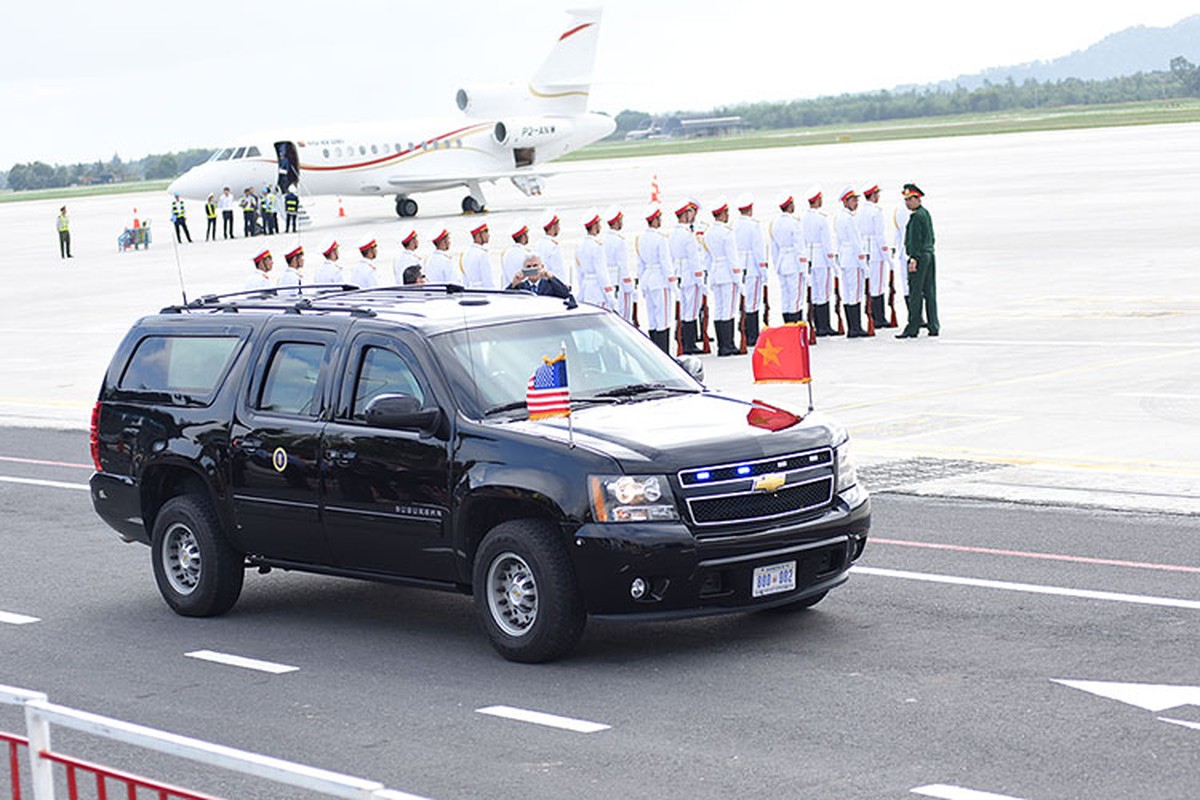 Chevrolet Suburban 