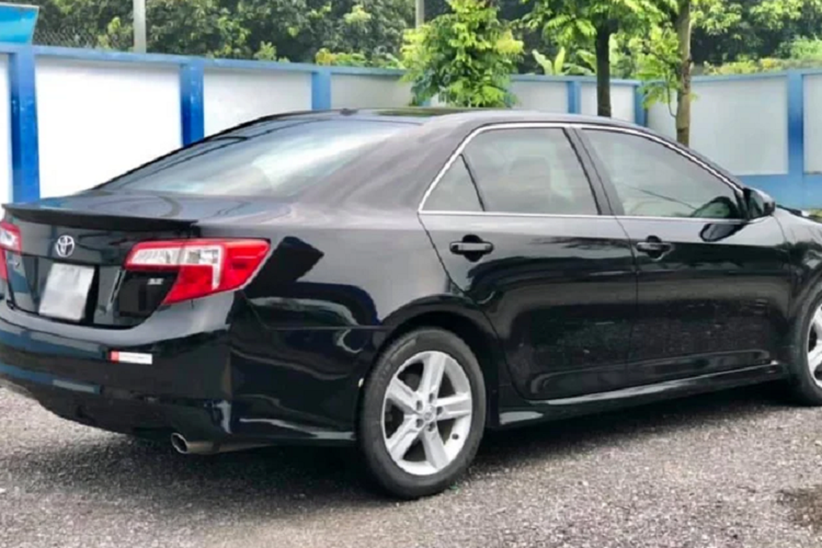 Toyota Camry nhap My chay 9 nam, ban gan 1 ty dong o Ha Noi-Hinh-8