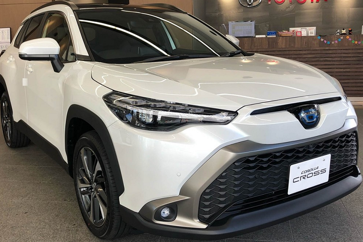 Toyota Cross 2021 “bang xuong, bang thit” hon 400 trieu dong o Nhat