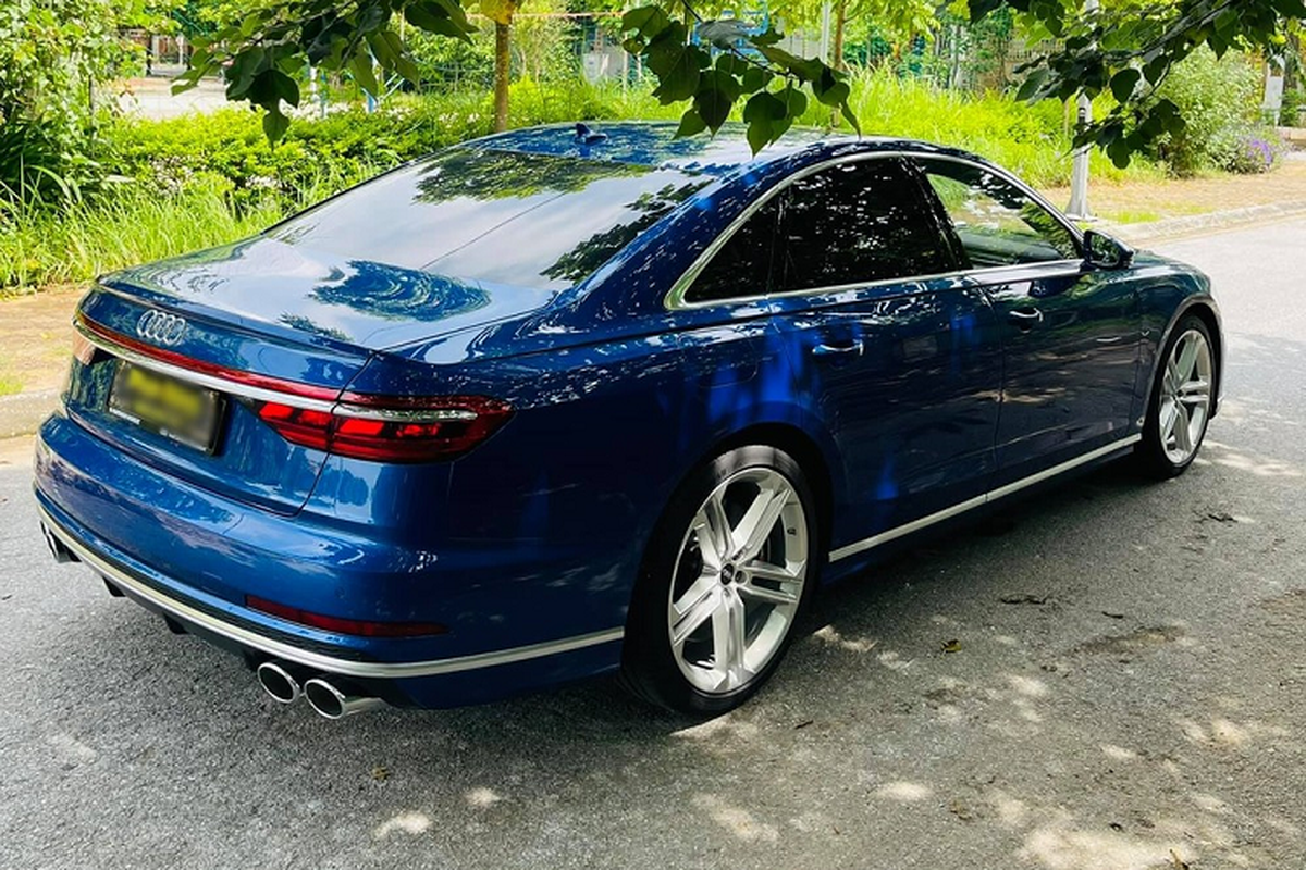 Can canh Audi S8 2021 dau tien, 