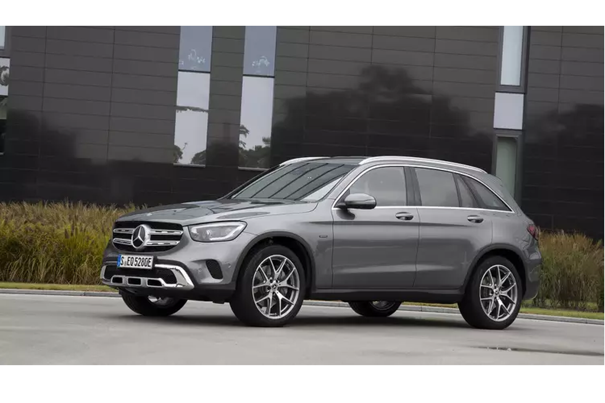 Mercedes-Benz GLC the he moi lo dien, cho ngay doi dau BMW X3-Hinh-3