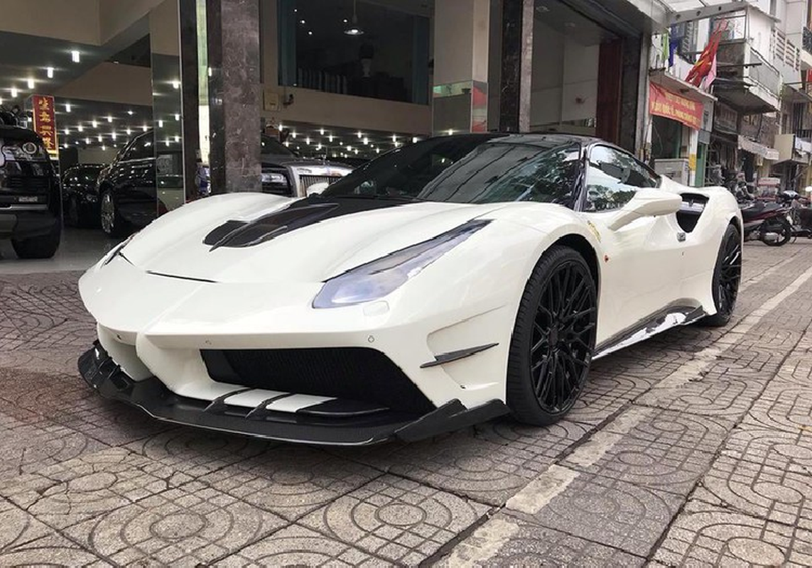 Sieu ngua Ferrari 488 GTB tai Sai Gon 