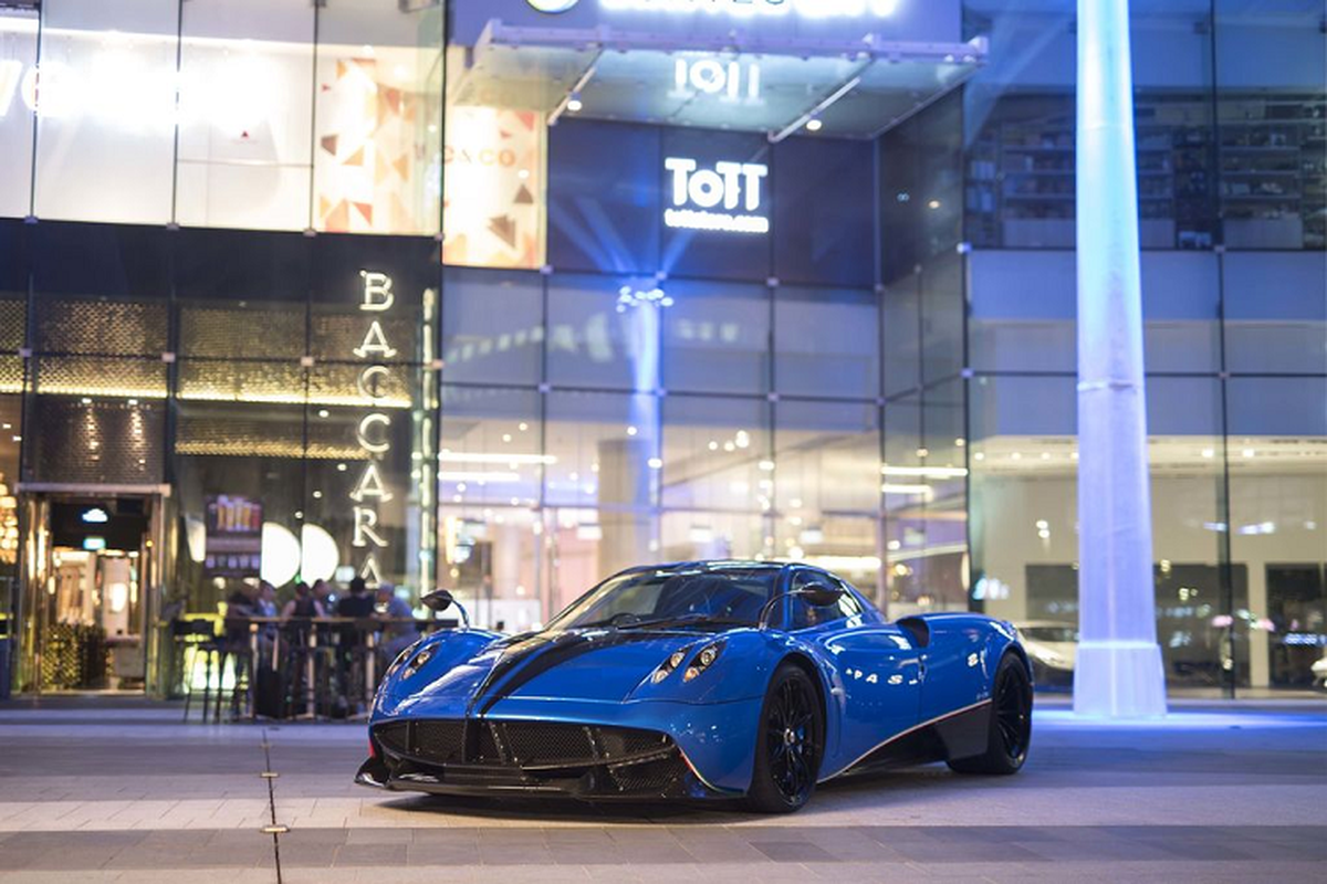 Pagani Huayra, 