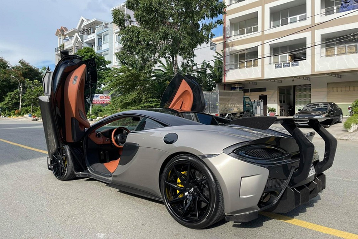 McLaren 570S 