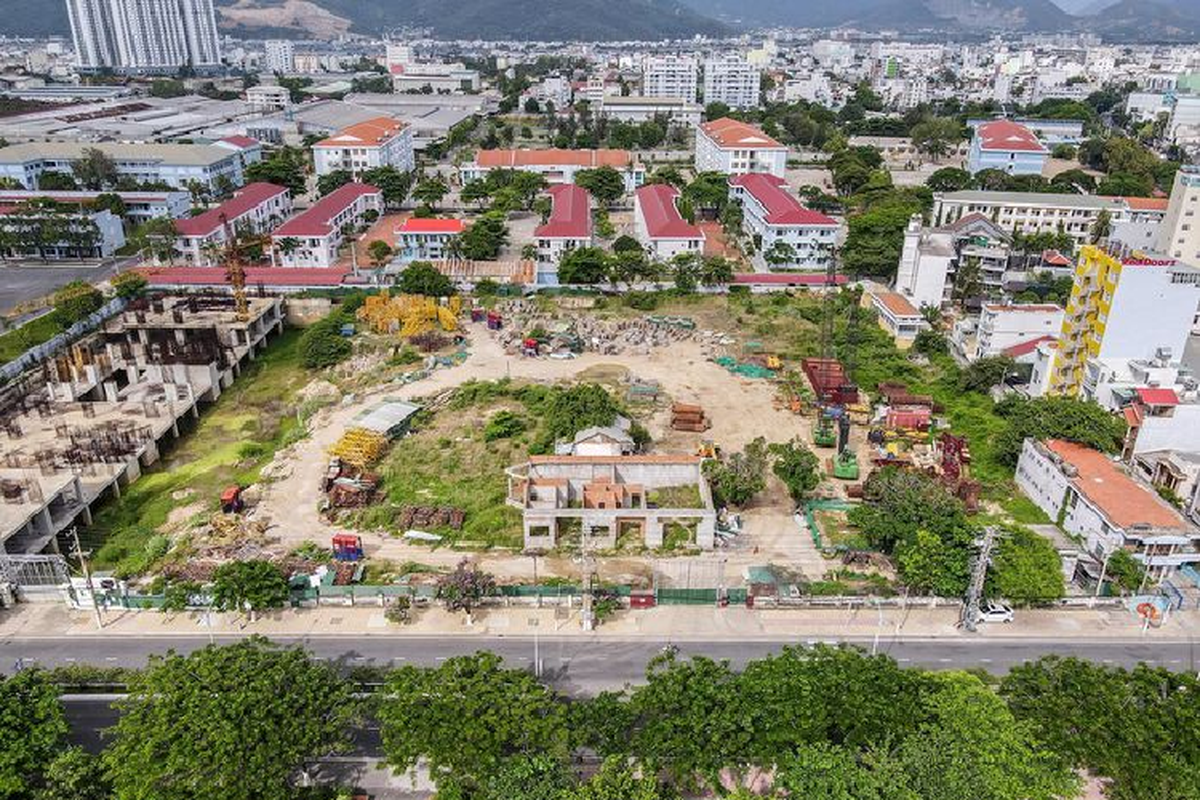 Hang loat khu 'dat vang' bi bo hoang o Nha Trang-Hinh-6