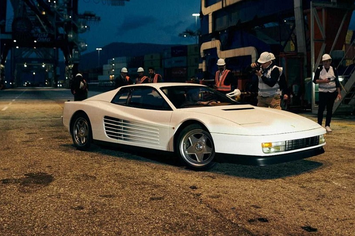 Ferrari Testarossa 1980 phuc che nguyen ban, toc do 324 km/h